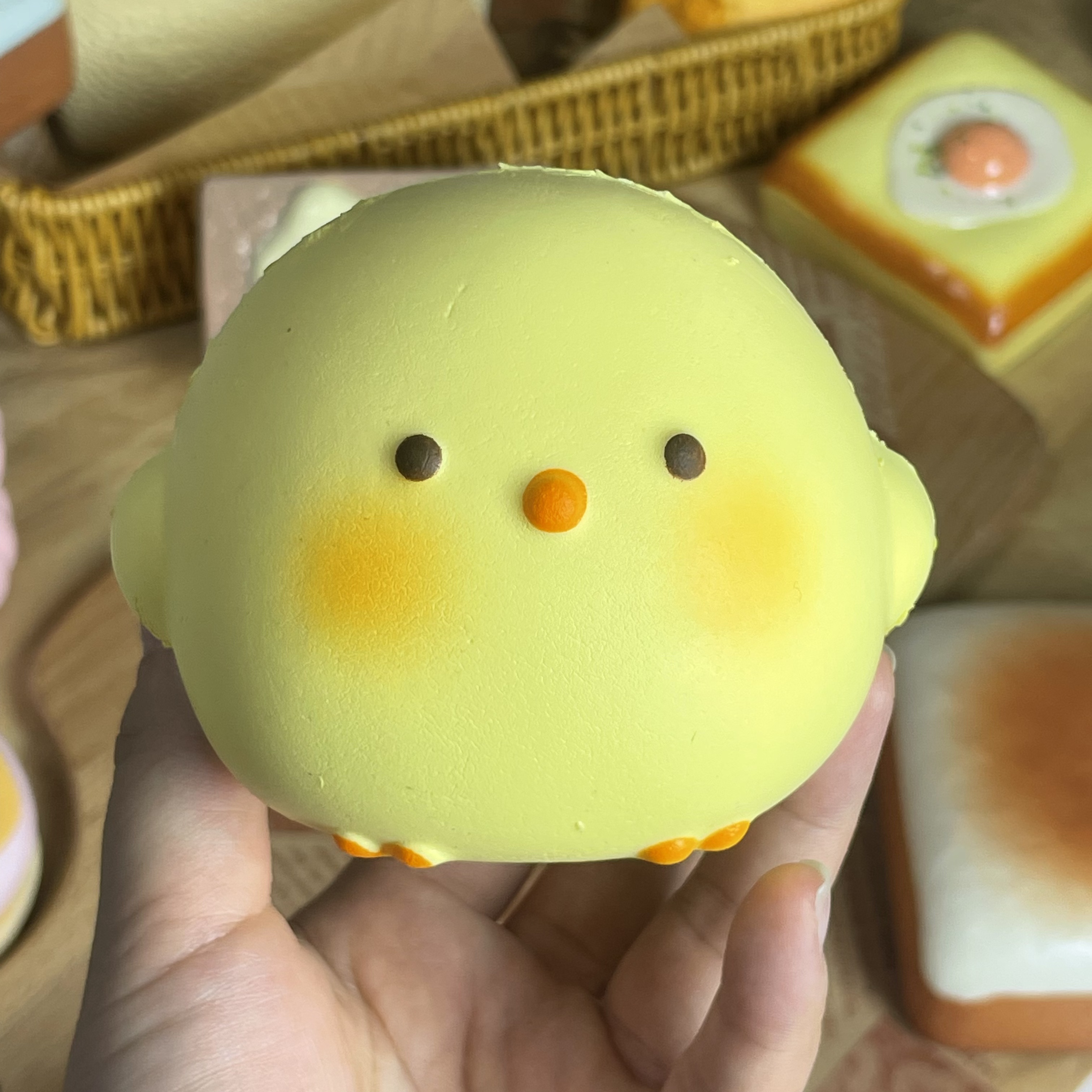 HOT Giant Cute Chick Slow Risi - Kids Toys In Wholesale review and price